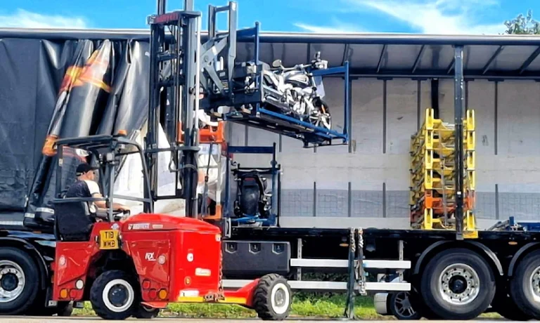 Loading bikes witha Moffett